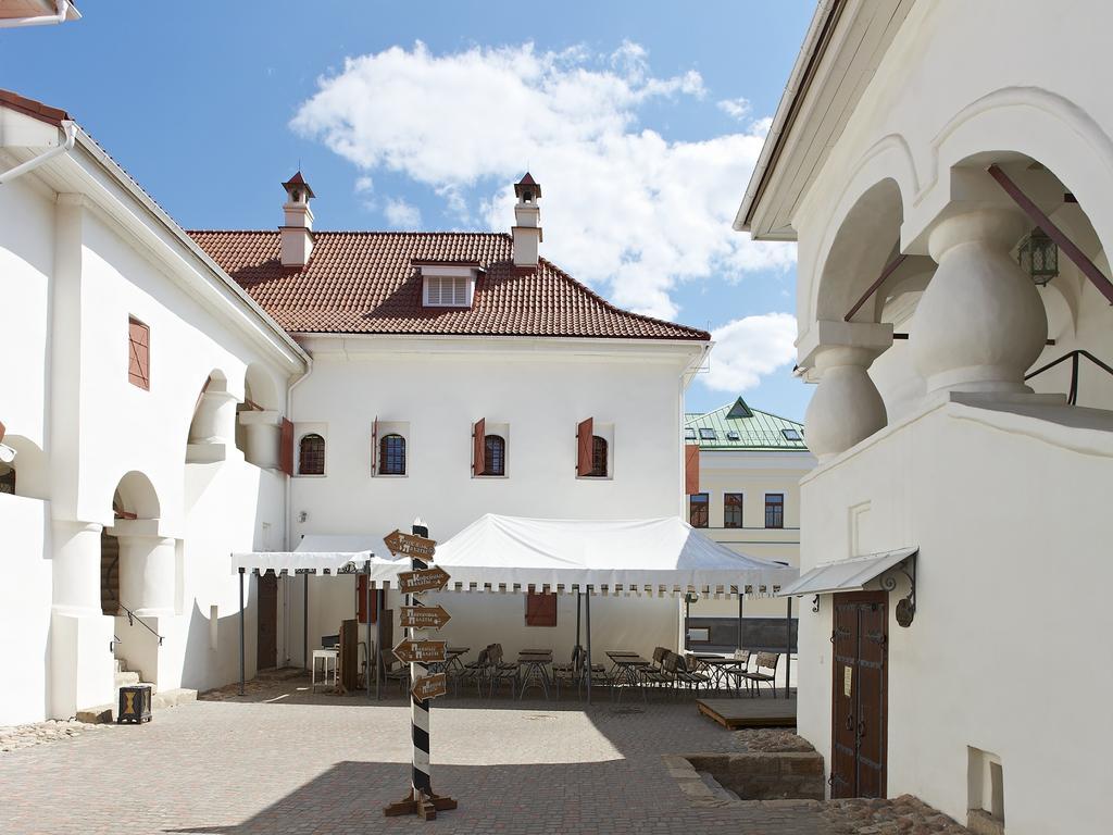 Dvor Podznoeva - Business Building Hotel Pskov Luaran gambar