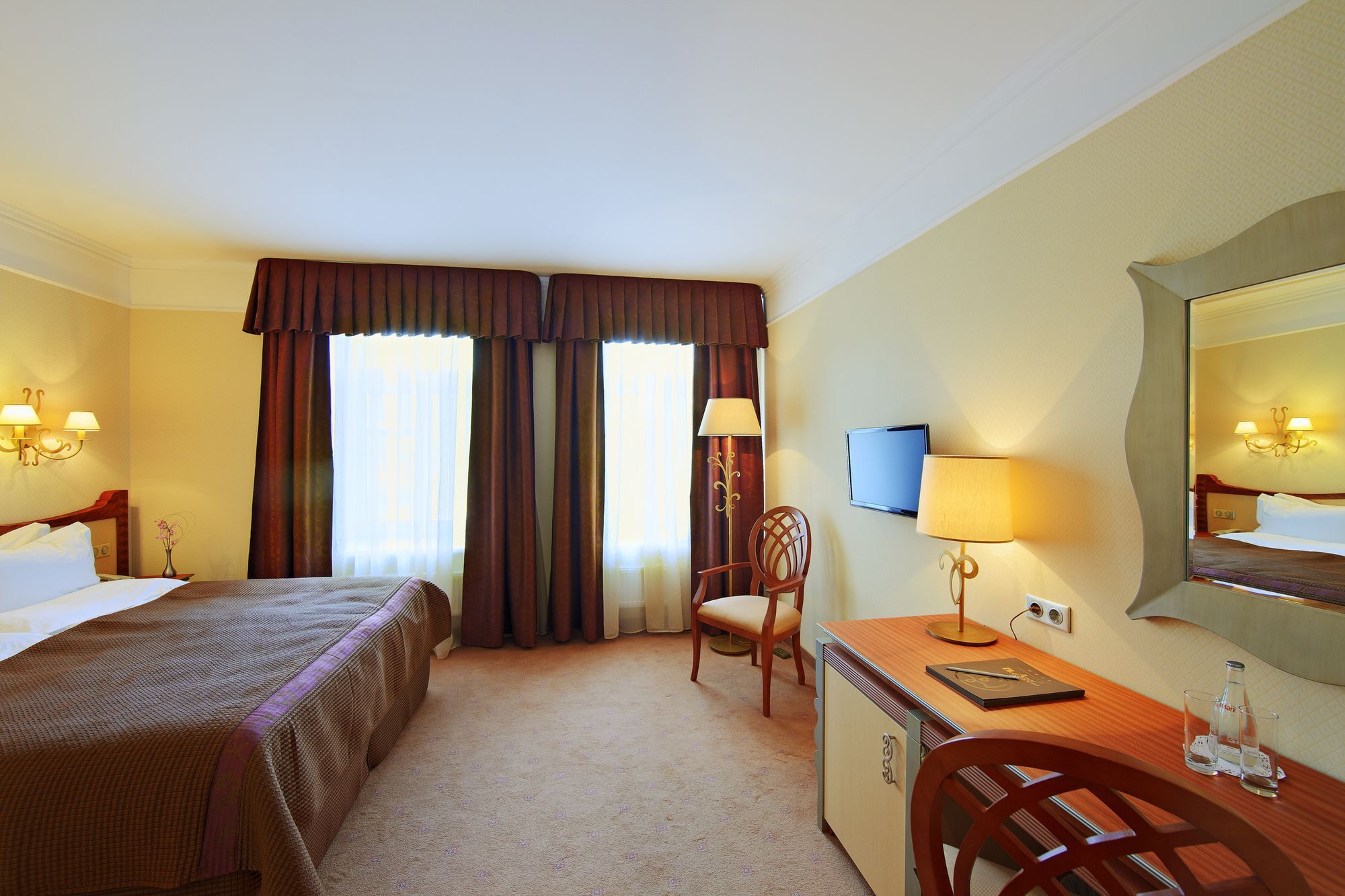 Dvor Podznoeva - Business Building Hotel Pskov Luaran gambar